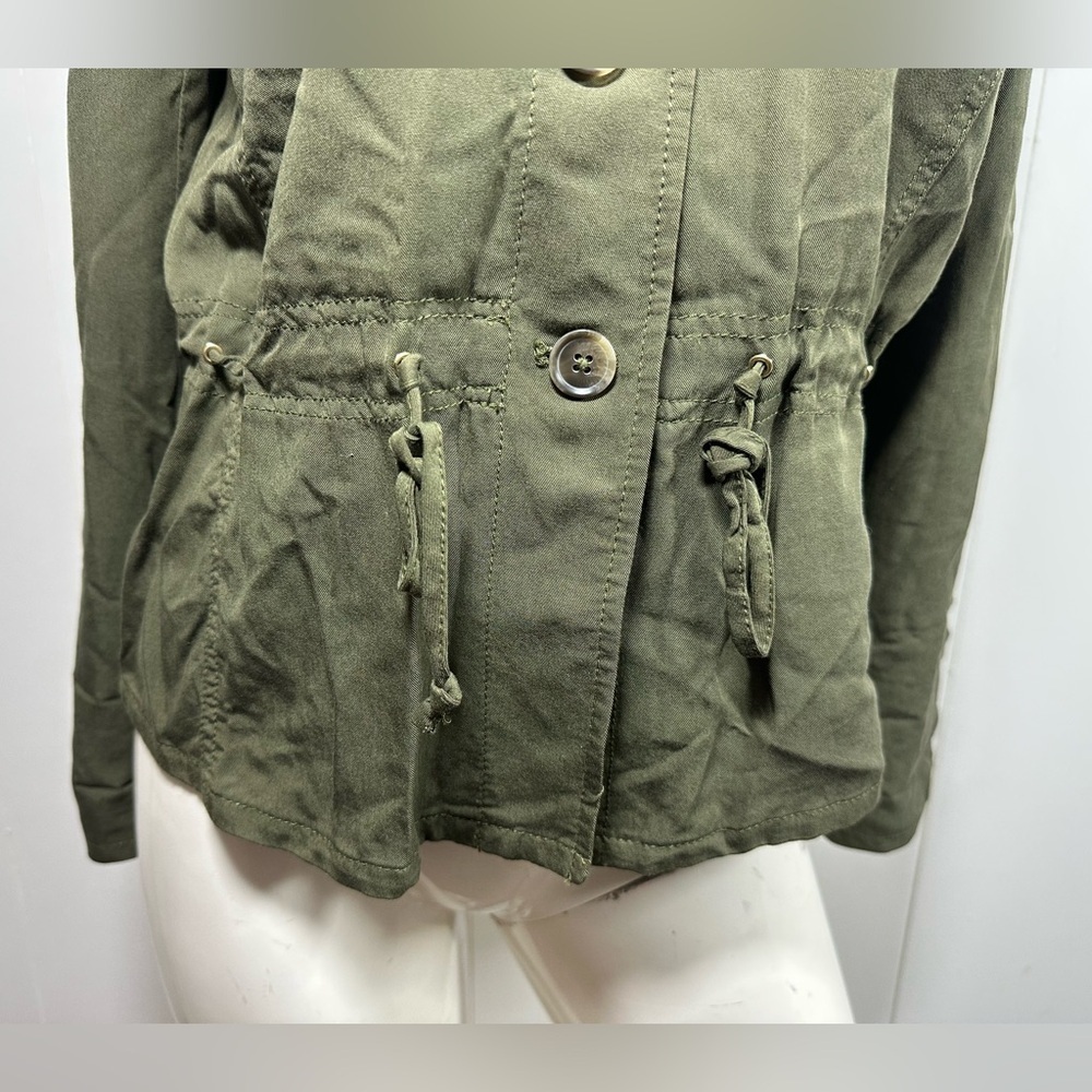White House Black Market Sz 6 Utility Jacket Shirt Army Green Roll Tab Sleeves - Picture 2 of 13